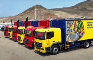Mercedes-Benz entrega de 15 camiones Atego 1419 a Arca Continental en Perú