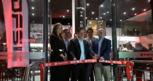 DFSK fortalece su presencia en Lima con la inauguración de una nueva tienda en alianza MAQUINARIAS