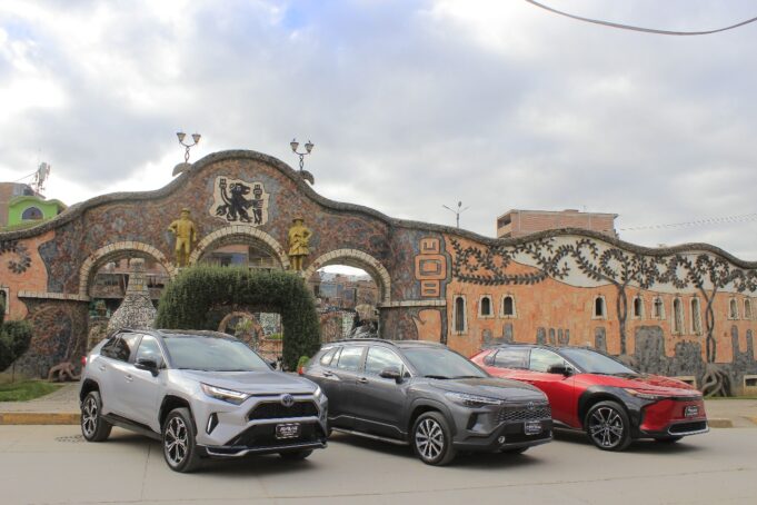 Huancayo: Toyota reafirma su compromiso con la movilidad sostenible junto a estudiantes, empresarios y autoridades