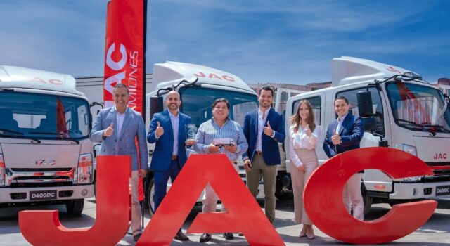 JAC Camiones entregó importante flota de camiones ligeros a empresa de distribución de energía