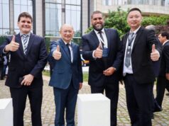JAC Motors global entregó dos importantes reconocimientos a inchcape perú durante el jac global partners conference 2025 en china
