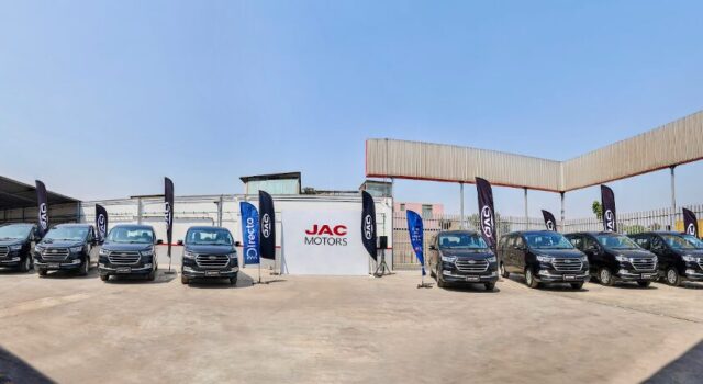 JAC Perú entrega flota de nueve vehículos JAC Refine a directo para reforzar su servicio de transporte ejecutivo