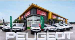 Peugeot entrega flota de 10 vehículos Partner junto con Arval Perú a la empresa Linde High Lift para fortalecer su operación logística