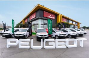 Peugeot entrega flota de 10 vehículos Partner junto con Arval Perú a la empresa Linde High Lift para fortalecer su operación logística