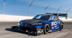 Super Mustang Mach-E marca el tiempo más rápido en cuanto a subida en la Pikes Peak 2025