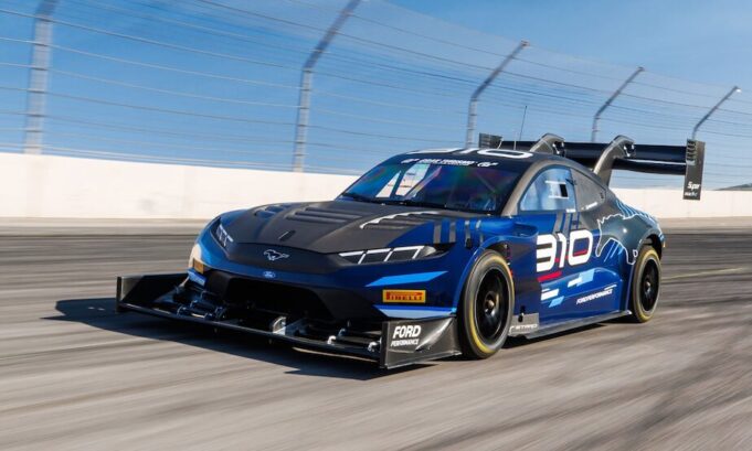 Super Mustang Mach-E marca el tiempo más rápido en cuanto a subida en la Pikes Peak 2025
