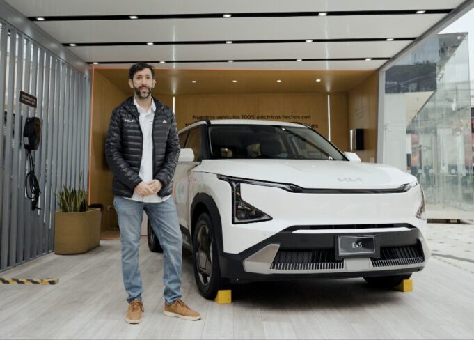 Prueba el auto eléctrico del año en el Jockey Plaza