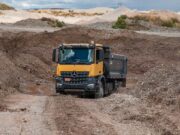 Divemotor presenta ‘El Regreso del Cacique’: el Mercedes-Benz Arocs se renueva para los desafíos mineros del Perú