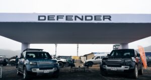 JLR destacó con su modelo Defender en el Overland Expo Perú: aventura, potencia y diseño en un solo lugar