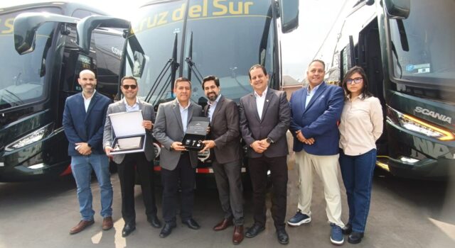 Confort y seguridad sobre ruedas: Cruz del Sur apuesta por la nueva generación de buses Scania para su servicio premium