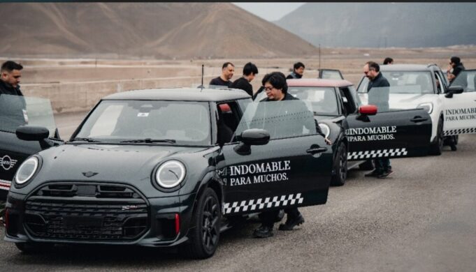 MINI Perú presentó su renovada gama deportiva John Cooper Works en La Chutana
