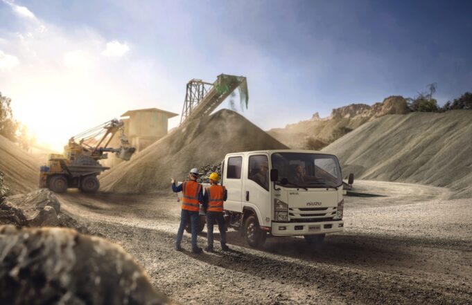Isuzu fortalece su presencia en el sector minero con su participación en PERUMIN 2025