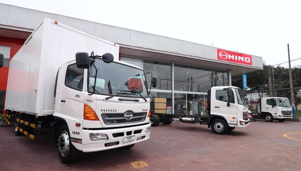Hino y Mitsui Automotriz celebran 19 años de compromiso con el transporte en el Perú