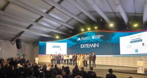 JCH LLANTAS recibe premio en PERUMIN 37