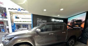 Toyota Hilux, la pickup que mueve a la minería peruana, estuvo presente en PERUMIN 2025