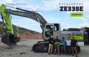 Zoomlion entrega en Cusco la excavadora ZE335E