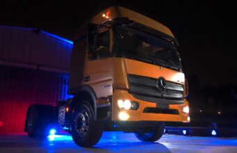Mercedes-Benz presenta el nuevo Atego 1933 4×2