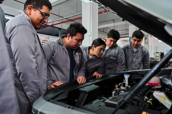 Kia forma a la nueva generación de talentos automotrices con su programa “Kia Potential”