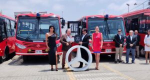 Divemotor entrega 9 buses LO 916 a Transportes Línea para fortalecer sus operaciones mineras en La Libertad