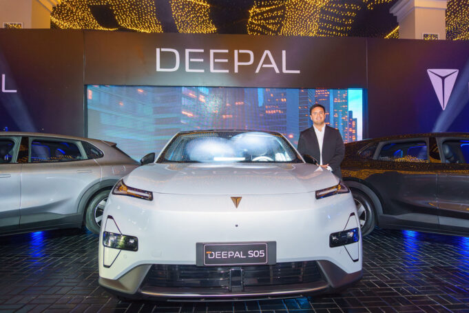 Changan avanza con su expansión en la era híbrido-eléctrica con la llegada de la Deepal S05