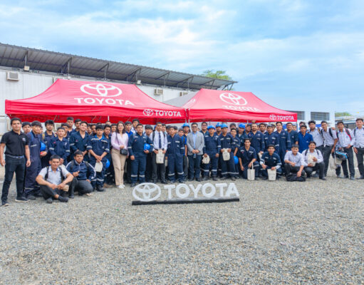 Toyota del Perú llega a Piura para presentar su visión sobre movilidad sostenible frente a autoridades y estudiantes