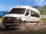 Sprinter Pasajeros: la seguridad activa que protege cada viaje