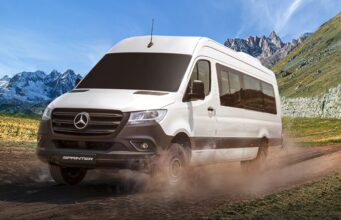 Sprinter Pasajeros: la seguridad activa que protege cada viaje