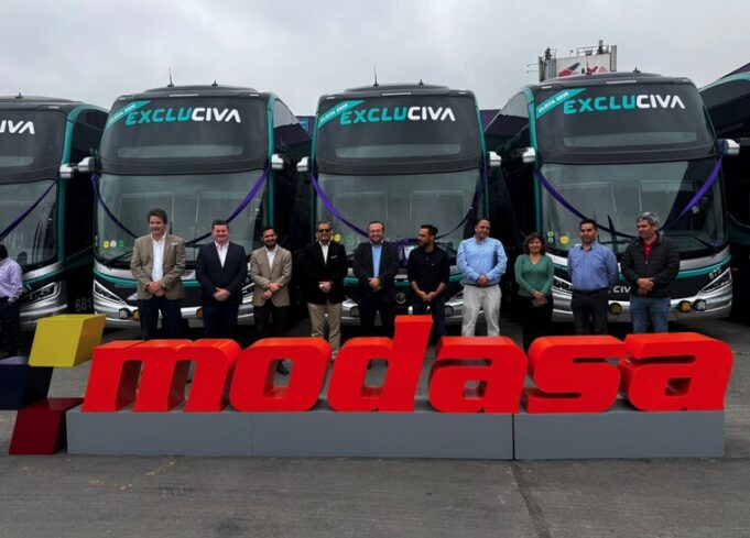 MODASA entrega 10 buses modelos Zeus 5 a la reconocida empresa TURISMO CIVA