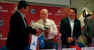 Andes Motor y Sitrak anuncian alianza estratégica con Cienciano para la temporada 2026