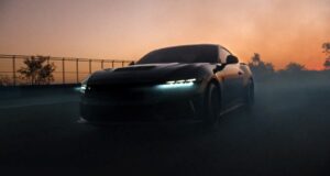 La velocidad protagoniza la campaña del Ford Mustang Dark Horse™