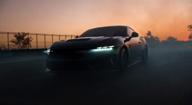 La velocidad protagoniza la campaña del Ford Mustang Dark Horse™