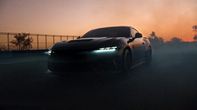 La velocidad protagoniza la campaña del Ford Mustang Dark Horse™