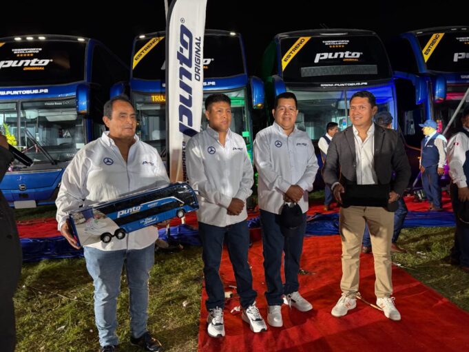 Divemotor entrega 8 buses O500 a Transportes EMED para potenciar sus operaciones a nivel nacional