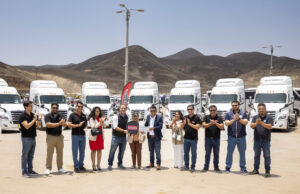 Divemotor entrega 12 tractos Freightliner New Cascadia a Transporte Nasca Rojim para potenciar sus operaciones nacionales