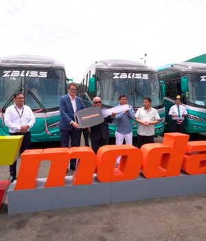 VIDEO: MODASA entrega 5 buses Zeus 325 a ‘Z Buss’