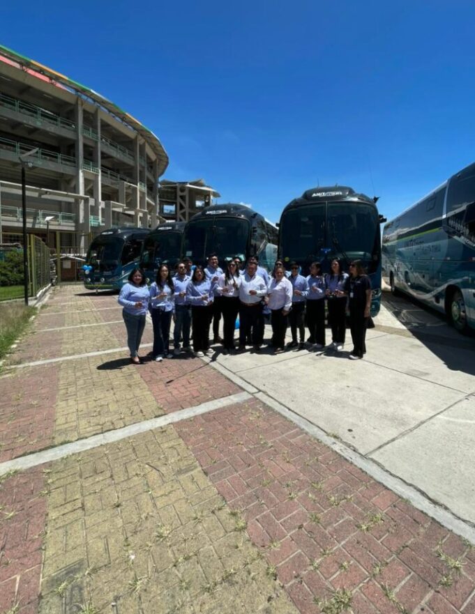 Anita Tours: Nueva flota de buses para el transporte de personal en Cajamarca