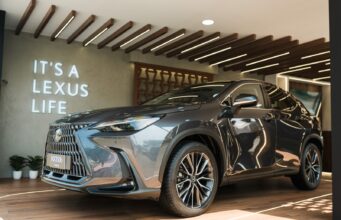 Lexus inicia su campaña de verano en Asia con un espacio que celebra el confort, la innovación y el detalle