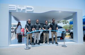 BYD, la marca líder mundial en vehículos de nuevas energías, apuesta por el verano peruano en el Boulevard de Asia