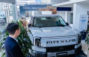 Maxus renueva su alianza con Andes Motor Perú y anuncian su nuevo line up con la llegada de la pick-up 100% eléctrica eTerron9