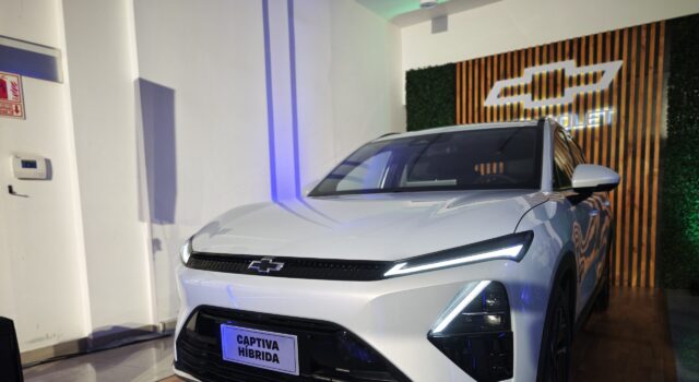 Chevrolet acelera su estrategia de electrificación en Perú con la llegada de la nueva Captiva en sus versiones EV e Híbrida