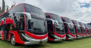 Scania refuerza su liderazgo en buses con la entrega de 10 unidades a Transzela para el transporte interprovincial