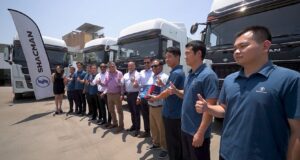 Shacman International entrega flota de unidades X5000 a GNV a ‘Servosa’