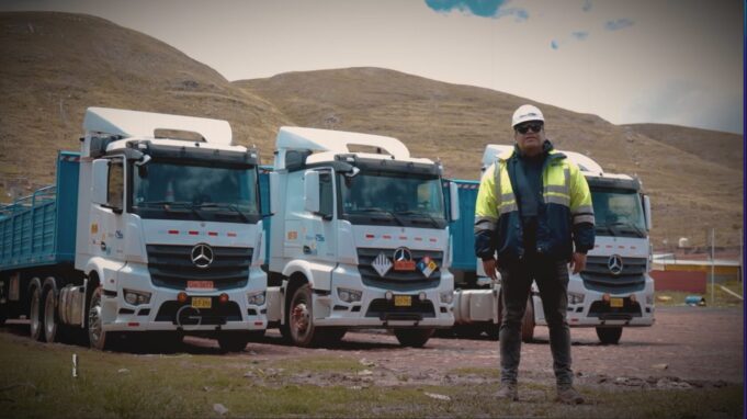 Transportes Paty y Divemotor: New Actros un aliado en la ruta | desde Juliaca – Perú (video)