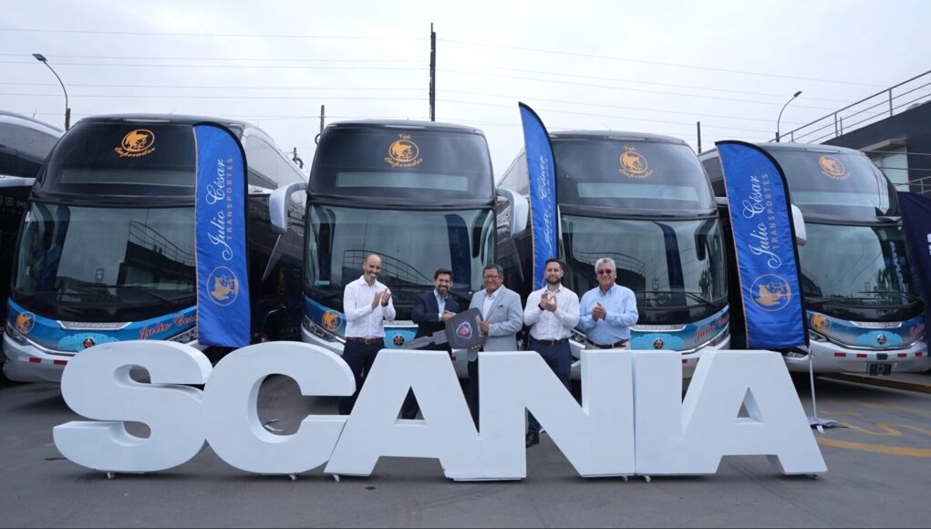 Transportes Julio César moderniza su flota con 6 buses Scania K450C 6×2 con carrocería Marcopolo