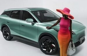 La Semana de la Moda de Londres 2026 vibró junto al diseño audaz, la innovación y tecnología de OMODA