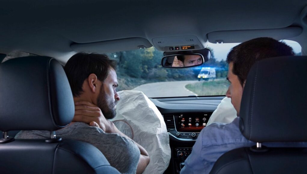 Vacaciones de verano: ¿Cómo la tecnología te ayuda a viajar más seguro?