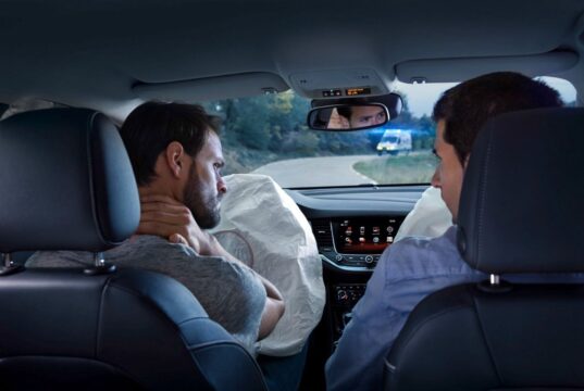 Vacaciones de verano: ¿Cómo la tecnología te ayuda a viajar más seguro?