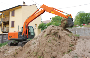 Andes Maq Nuevo Distribuidor Oficial de Maquinaria Hitachi Construction Machinery en Perú