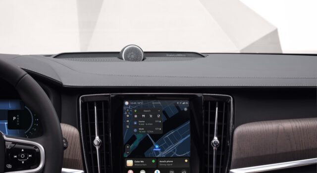 Volvo Cars implementa la actualización OTA más grande de su historia, transformando la experiencia digital de sus clientes