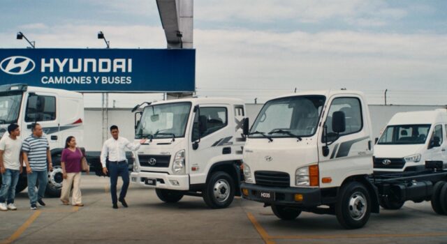 Hyundai Camiones & Buses lanza “Hechos para más”, una campaña que destaca las historias de emprendimiento en el transporte